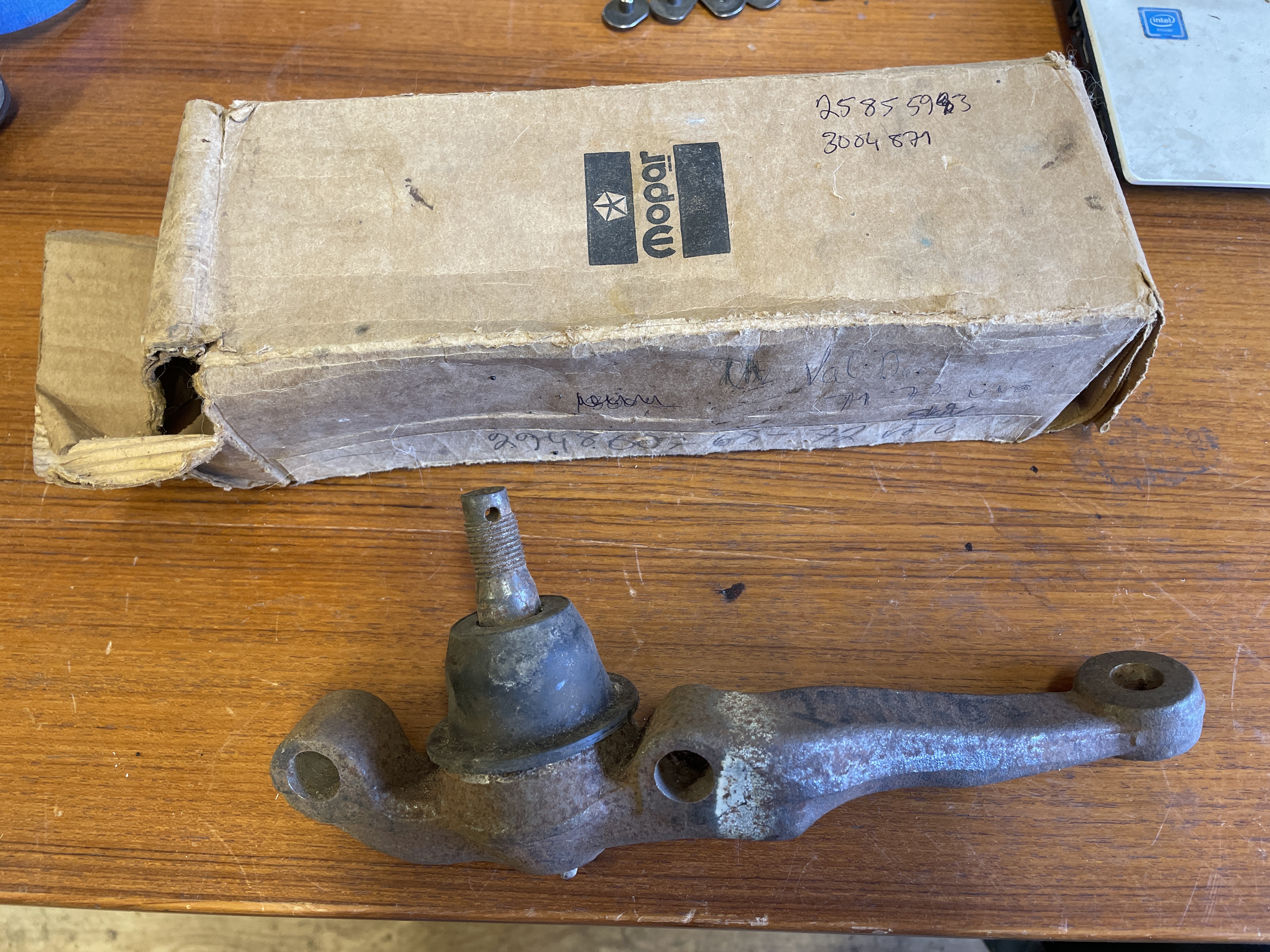 Mopar A  body undre kulbult