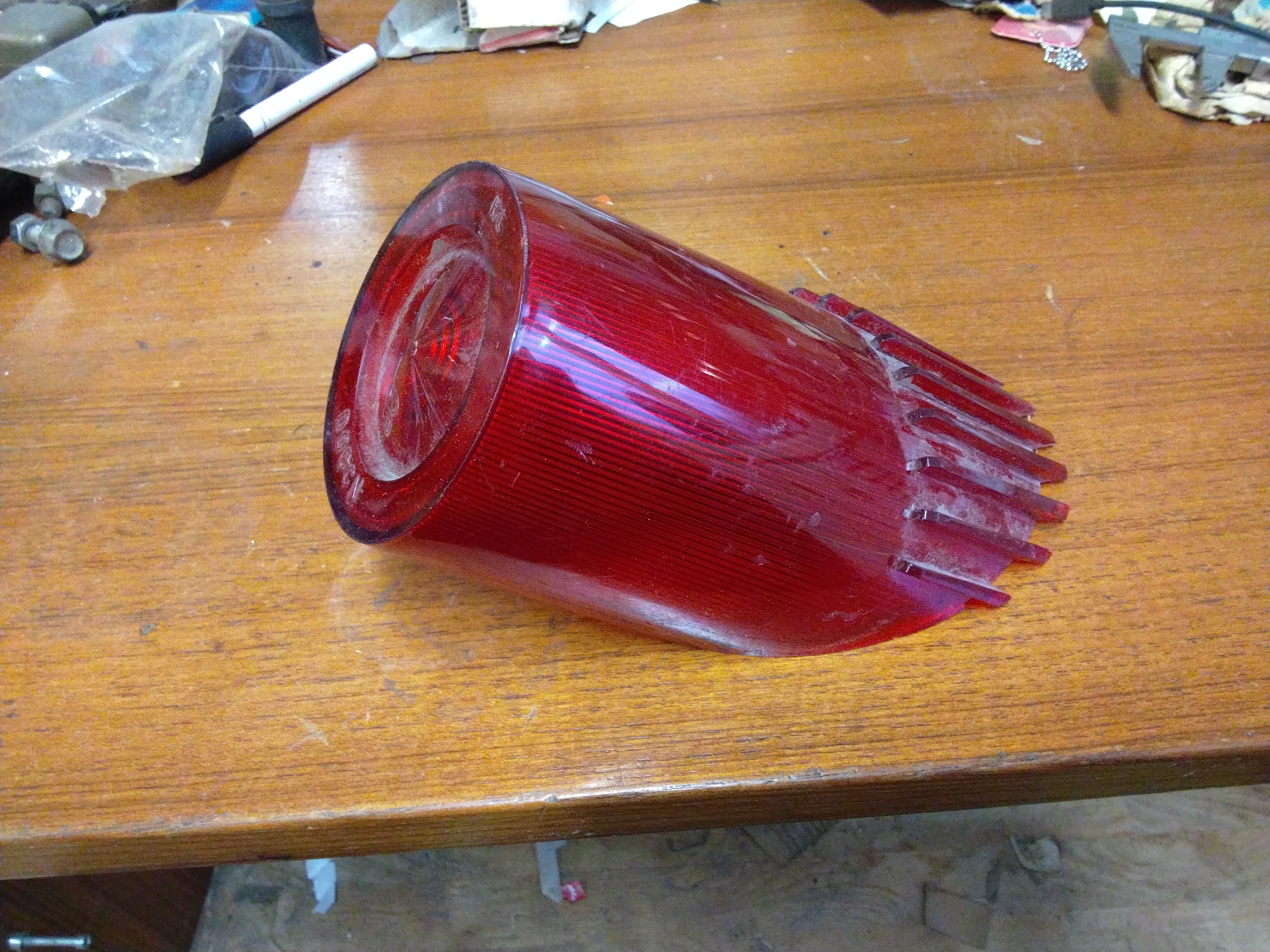 Dodge polara 61 bakljusglas