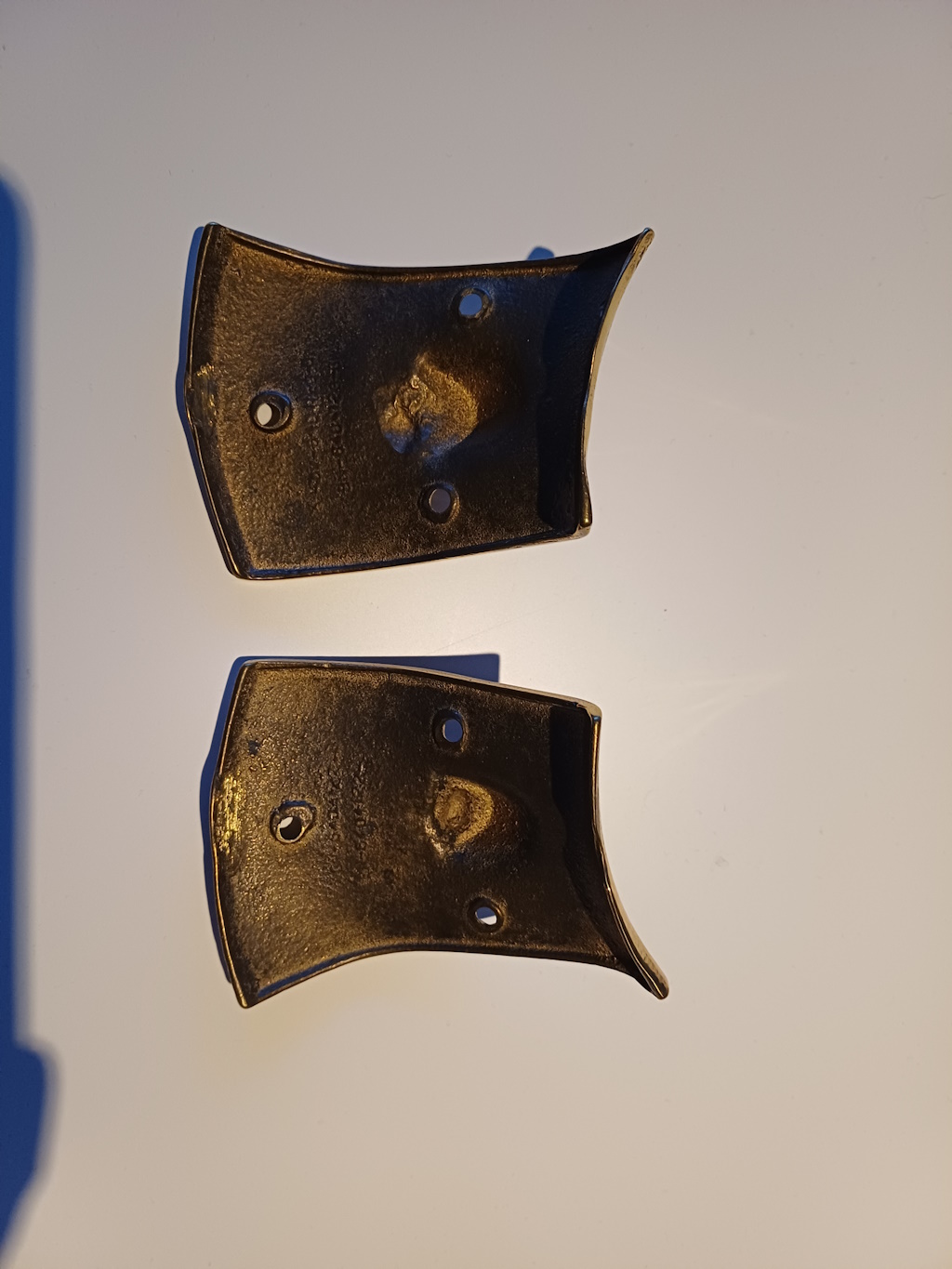 Solskyddshållare till Crown Victoria 1955-56 64 B karossen.