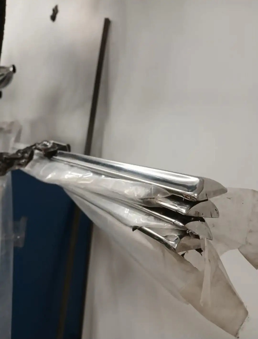 Impala 59 bakskärmslister.