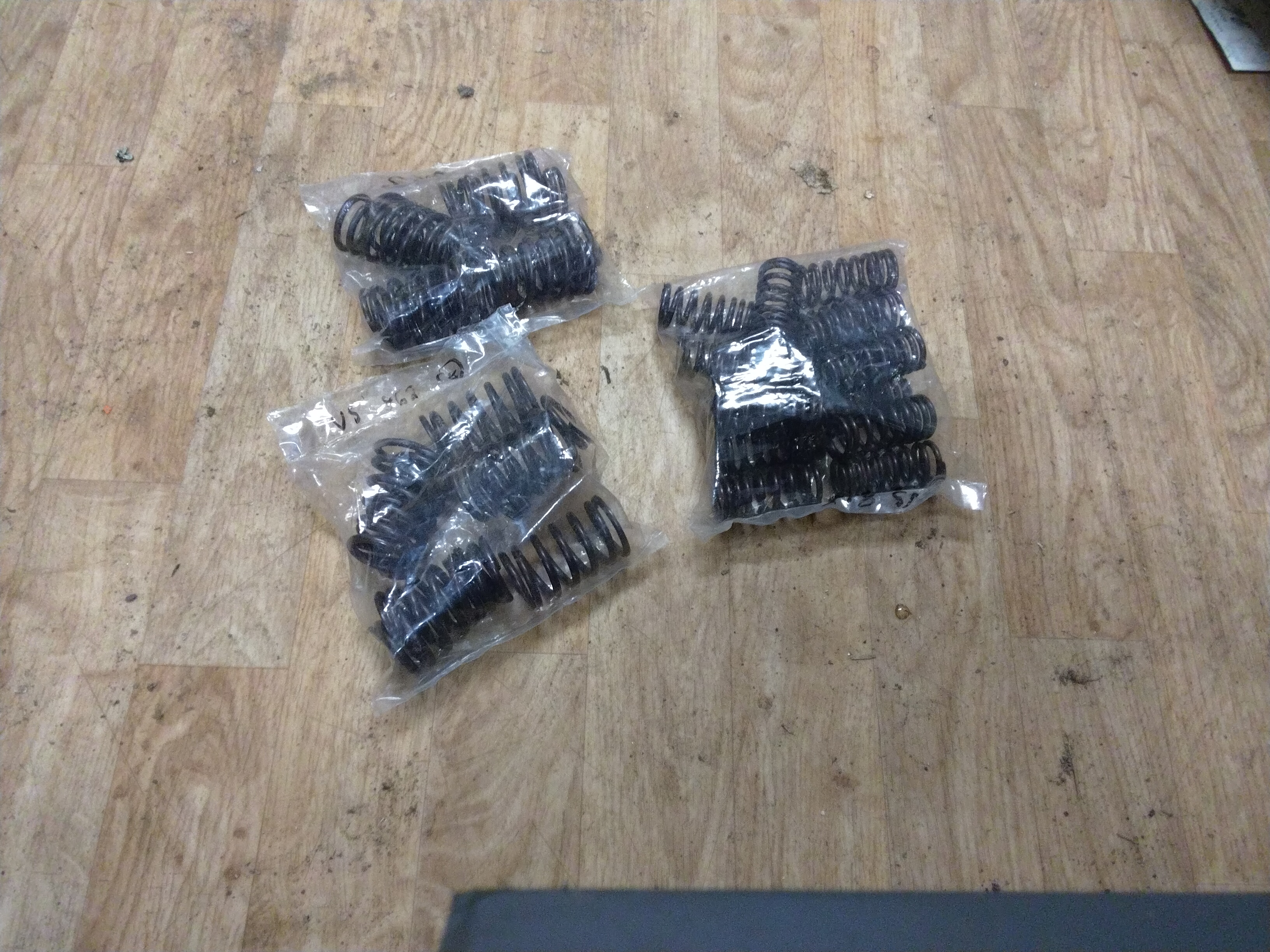 Buick 57-65 sats nya ventilfjädrar