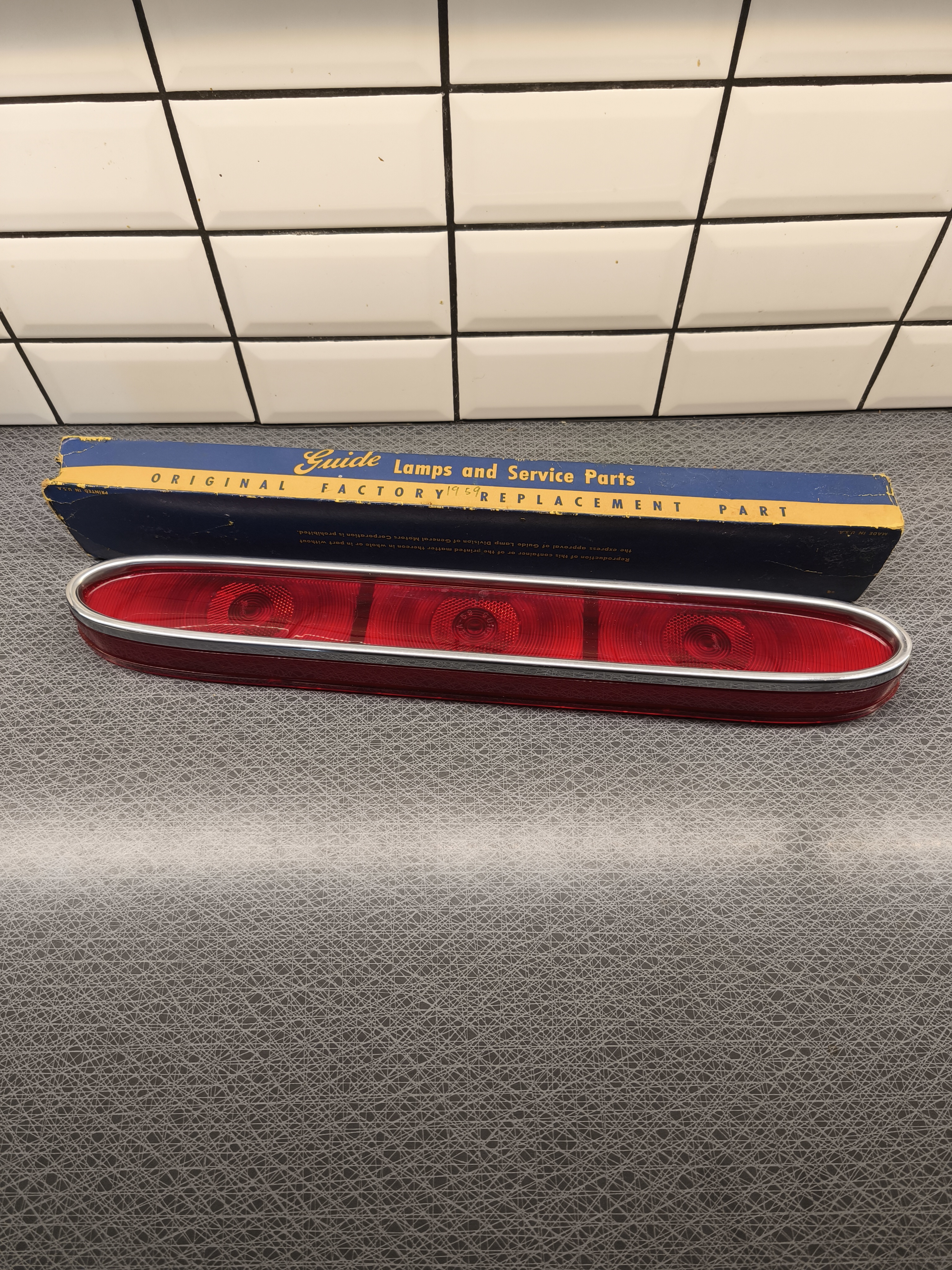 Pontiac bonneville -59 bakljusglas