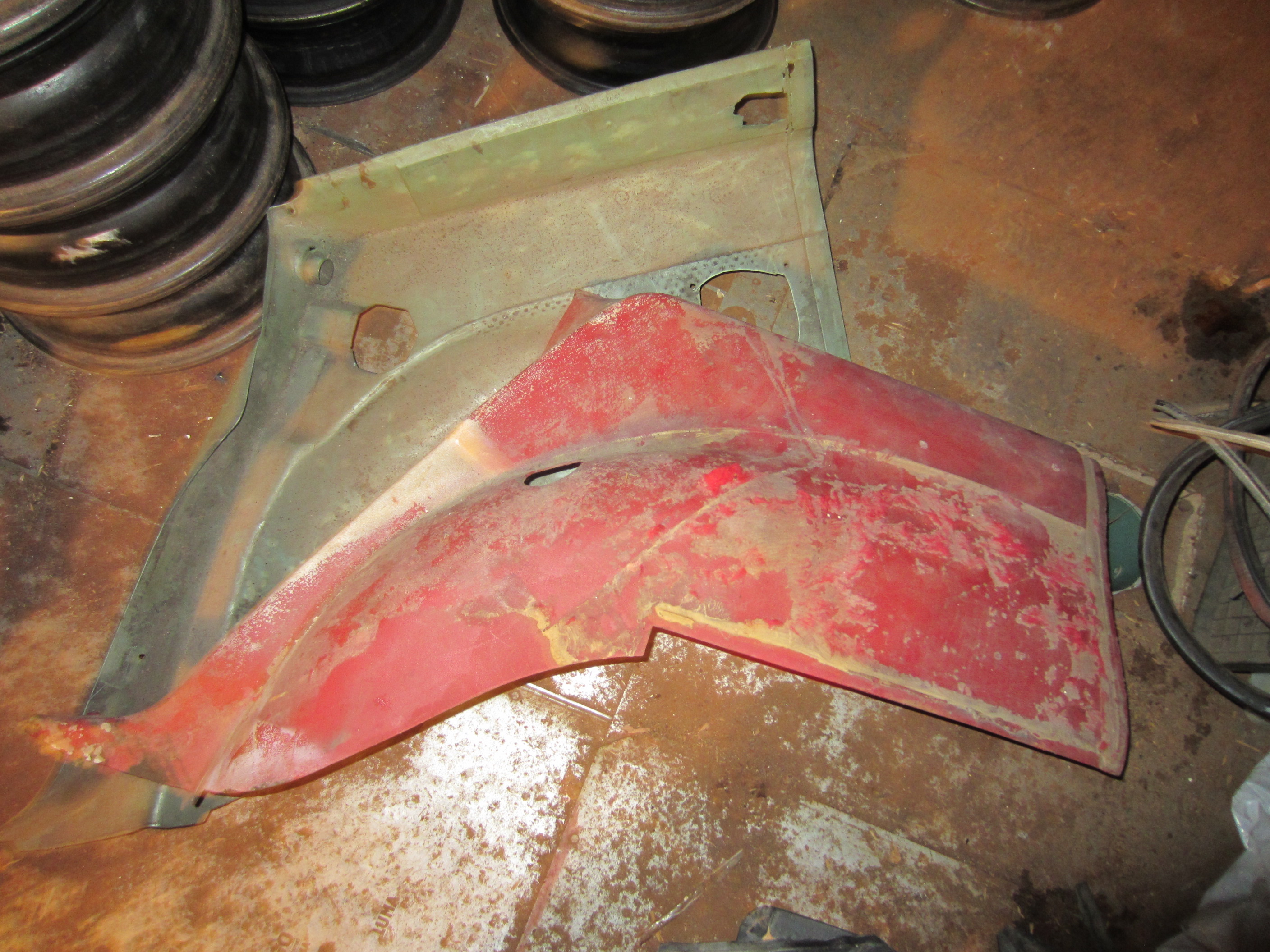 Plastpaneler bak i Ford hgv