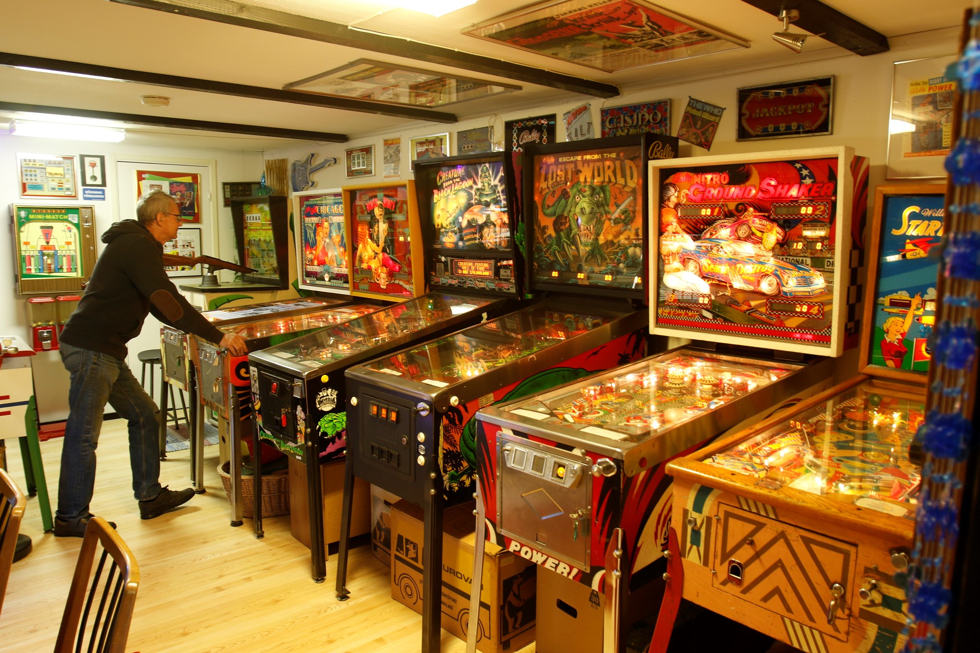 Jukeboxar och flipperspel har varit Leifs stora hobby under många år.