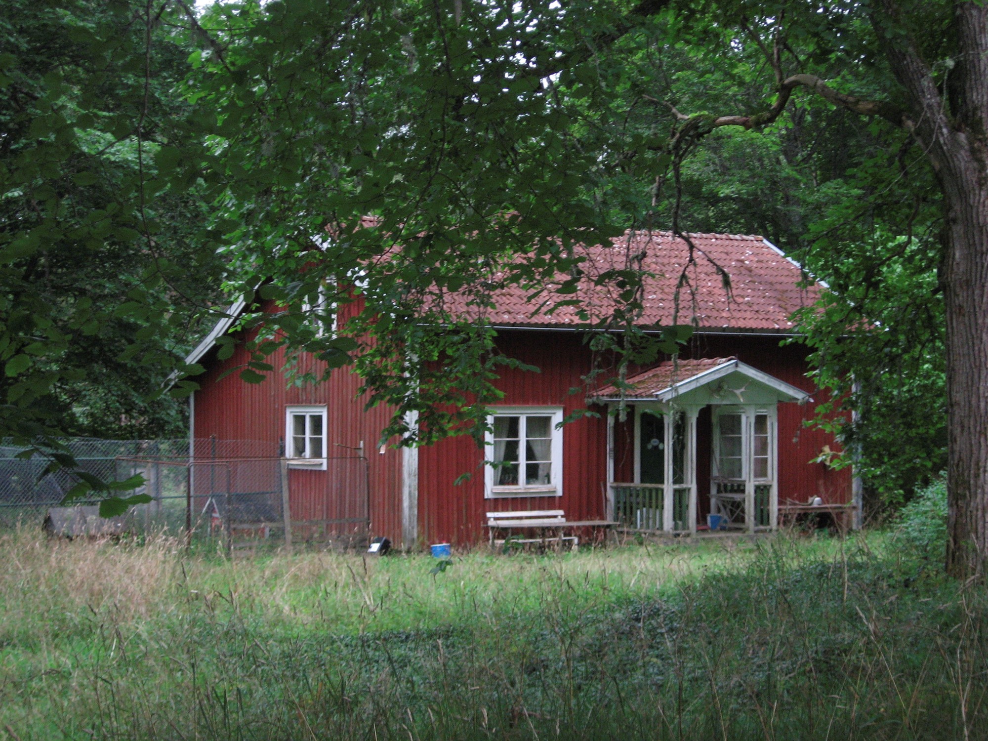 Det var tack vare boken The Nearest Faraway Place av Timothy White som Lennart kunde leta upp soldattorpet i Kvillemåla där Adolf Fredrik Stål föddes 1838.