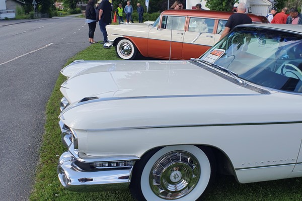Cadillac Fleetwood sixty special