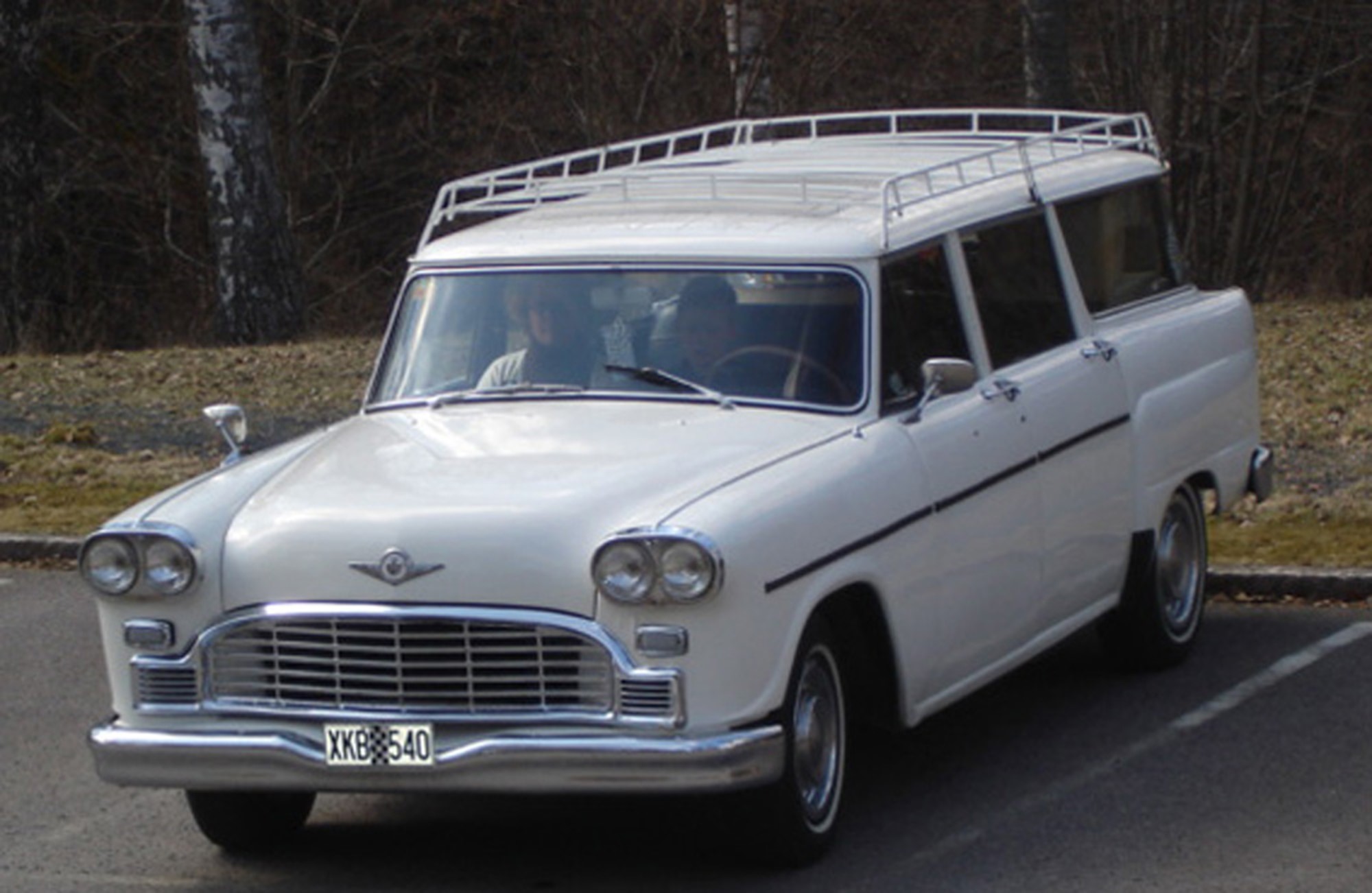 Min snygga kombi som jag importerade från Tyskland och var tvungen att sälja. En mycket ovanlig bil.