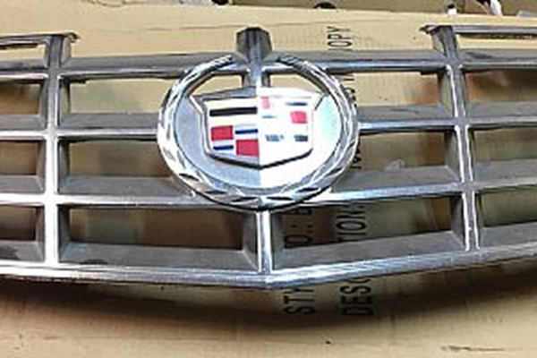 Grill Cadillac STS -05