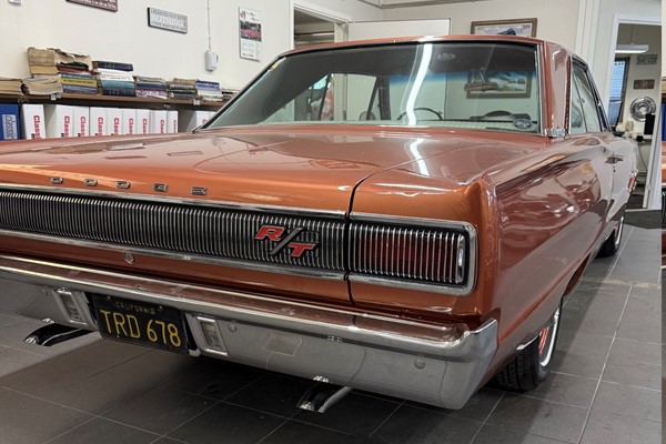 Dodge Coronet R/T Clone 383