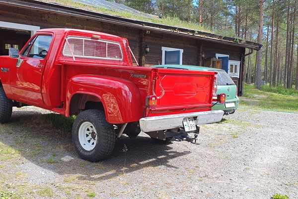 Dodge W 150 Royal Ram SE Pick Up Power Ram Prospector 2/4 WD