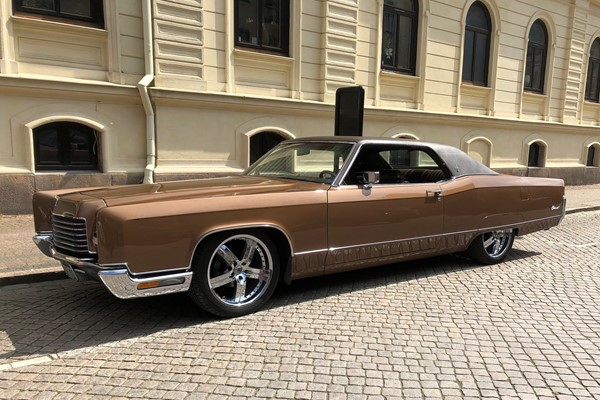 Lincoln Continental Coupe