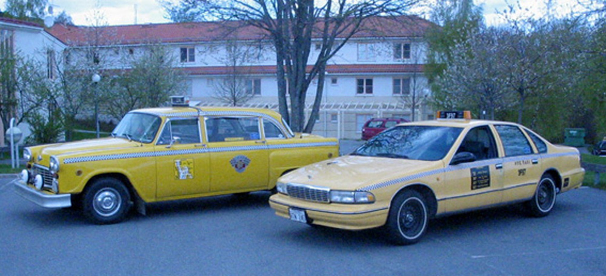 Under 80 talet försvann Checker mer och mer från gatorna i NYC och på 90 talet hade Chevrolet Caprice tagit över helt. Numera får man bara köra taxi med Ford Crown Victoria eller med Chev. Transport.
