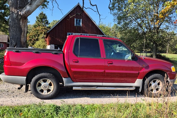 Ford Explorer Sporttrac XLT