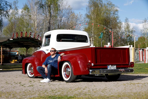 PETER WALDENERS F-100 -56 FÖRÄDLAD FORD