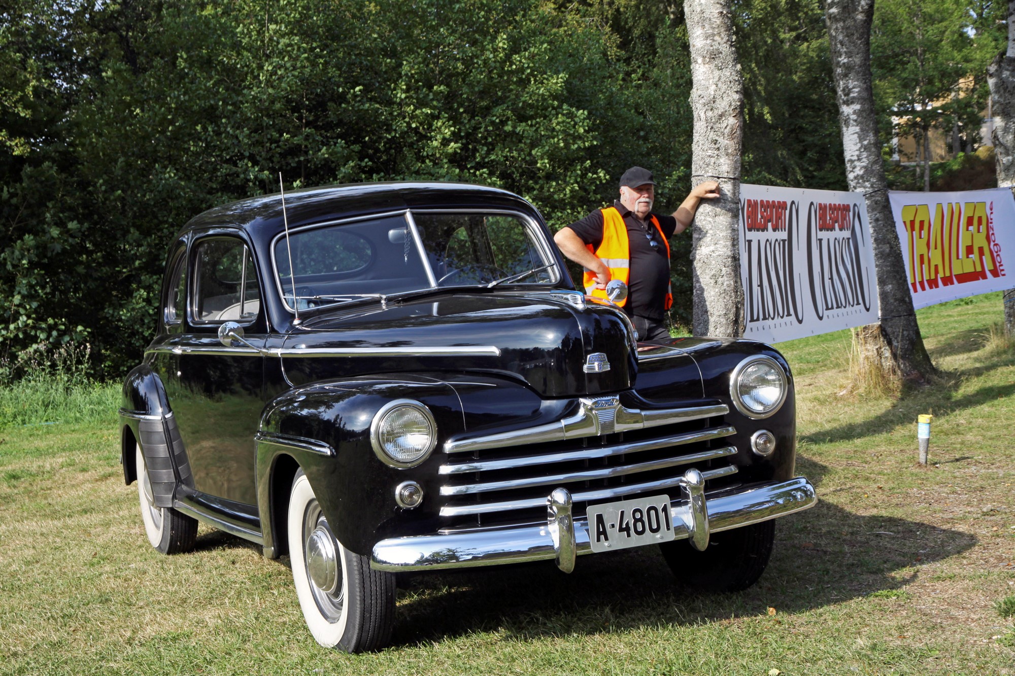 Håvard har många trevliga bilar på sitt samvete. Forden från 1948 sålde han för några år sedan.