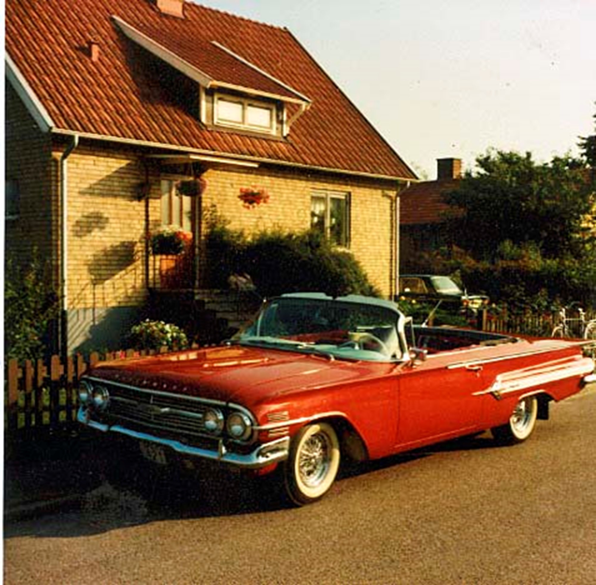 Impala-cabben från 1960 köpte Tomas 1979 för 32.000 kronor.